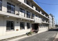 岡山市南区築港栄町にある介護老人保健施設やすらぎの外観写真(2022年10月19日撮影)