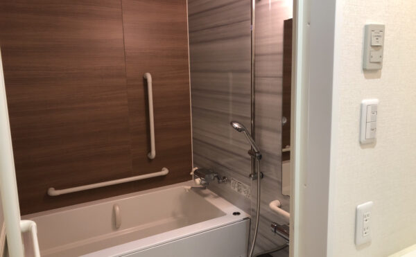 11階のお部屋にはご家庭にある浴槽が付いている