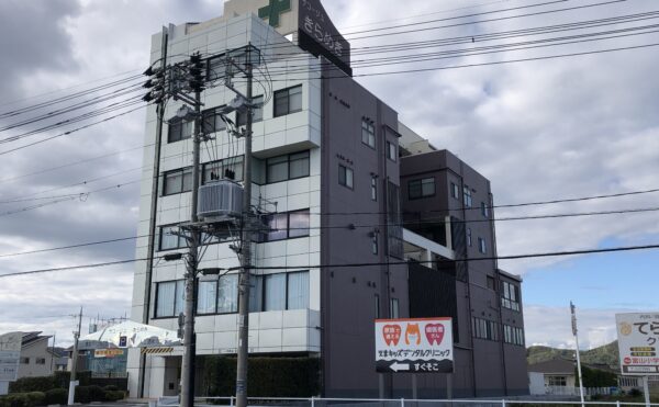 岡山市中区倉益にあるサービス付き高齢者向け住宅サコージュきらめきの外観写真(2022年10月19日撮影)