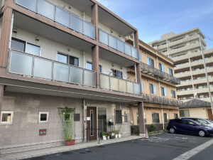 ファミリーズ御野