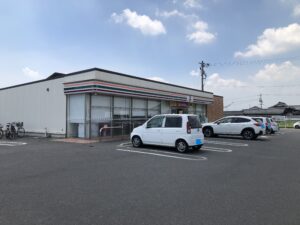 施設周辺のコンビニです。ちょっとした買い物に便利です。