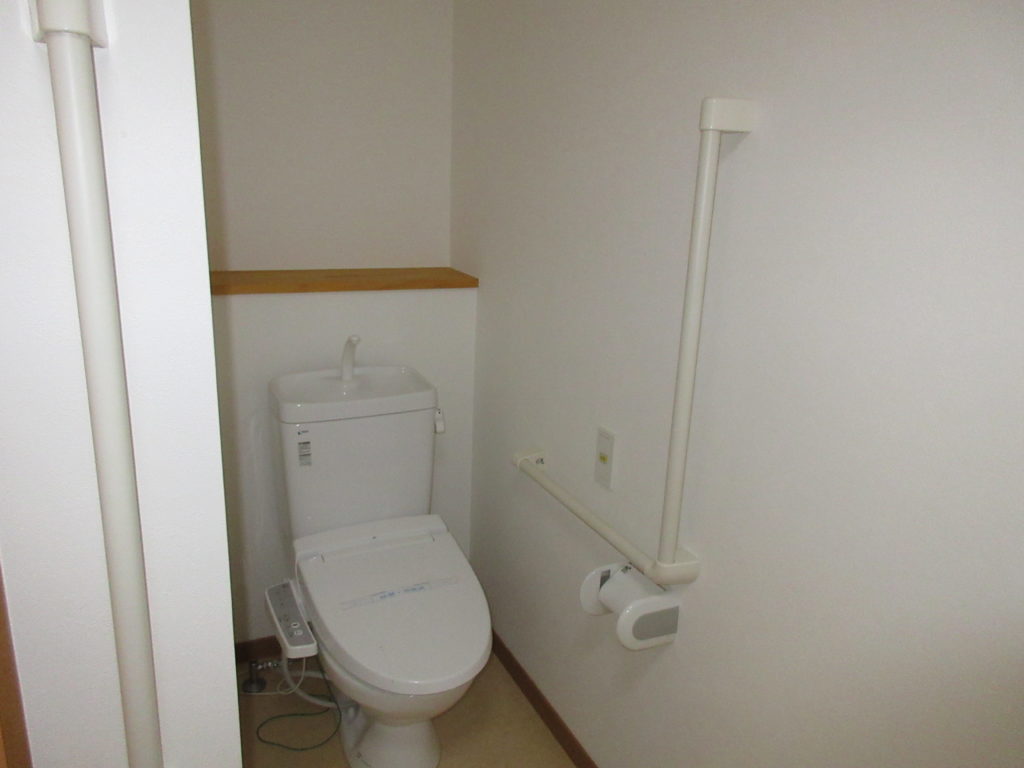 トイレには緊急通報装置が付いています